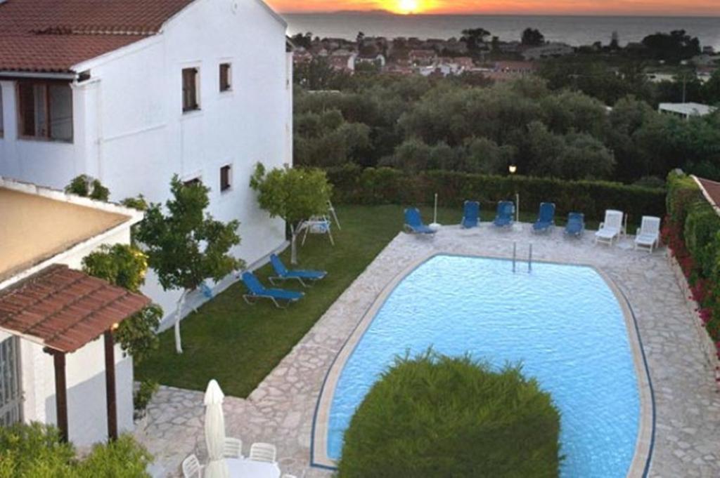 Irene Apartments Acharavi 8-daagse Zonvakantie naar Corfu bij Irene Apartments Acharavi
