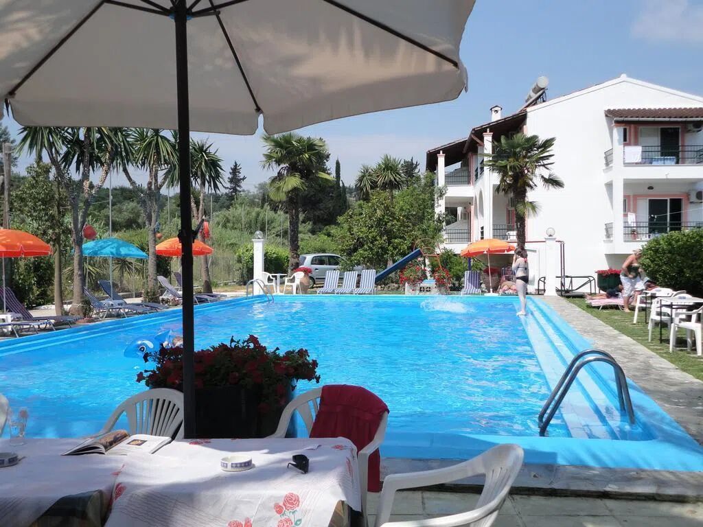 Angela Hotel & Appartementen Stad Gouvia Corfu Beste Prijs € 340.00