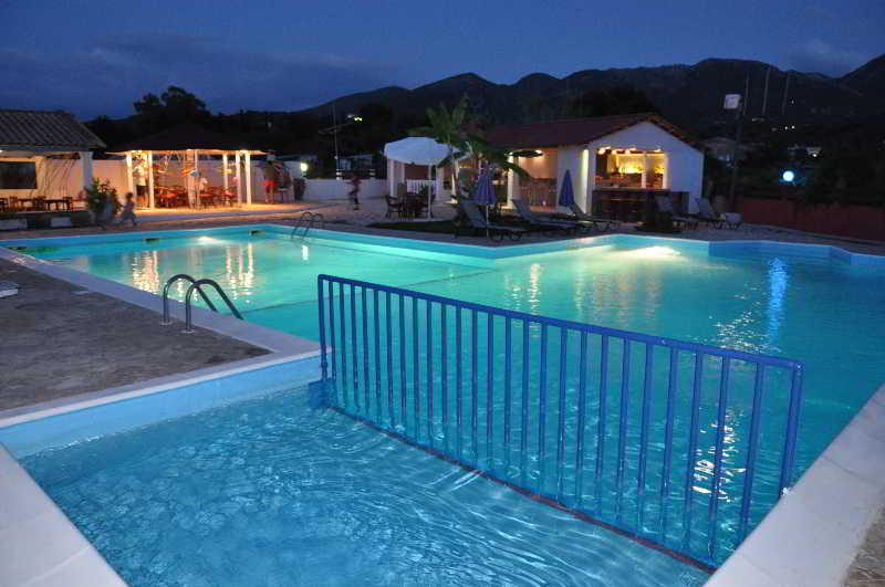 TIME TO SMILE Tassos Stad Acharavi Corfu Beste Prijs € 428.00