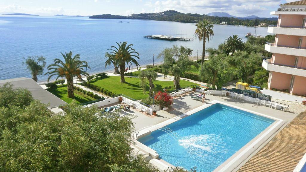 Elea Beach 8-daagse Zonvakantie naar Corfu bij Elea Beach